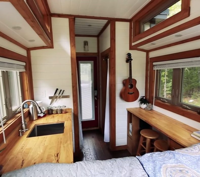 6 Advantages Of Living In A Tiny House