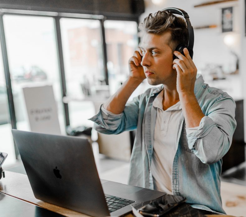 5 Benefits of Call Centers with Remote Agents
